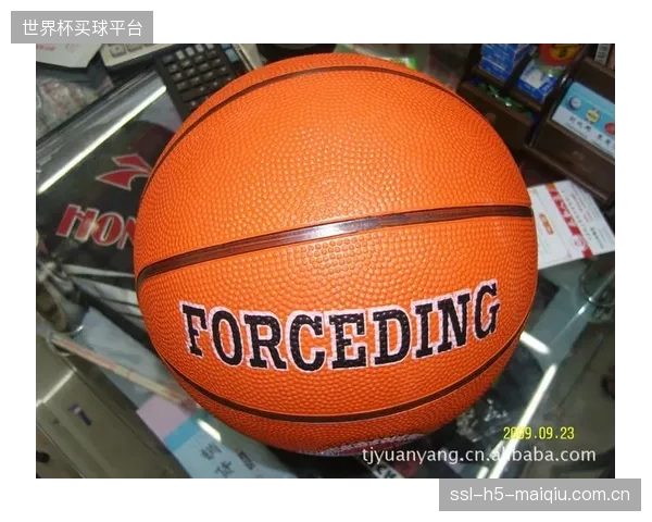 德萨布尔强调团队精神,为时隔半世纪重返世界杯的球队减压。 德萨布尔强调团队精神,为时隔半世纪重返世界杯的球队减压。